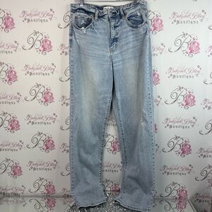 Daze jeans ripped distressed wash white Classic Light Blue Straight Leg Jeans